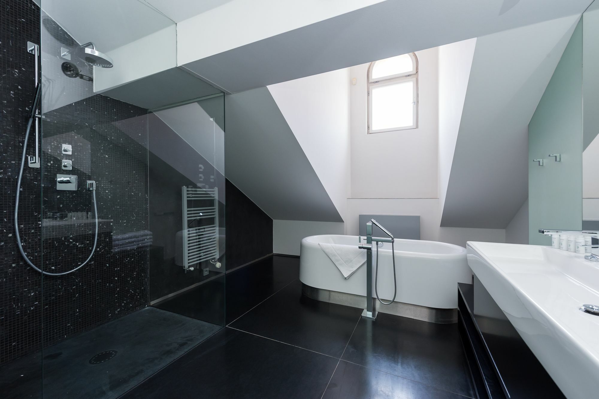 Empirent Gold Street Apartments براغ المظهر الخارجي الصورة